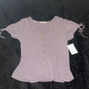 Short sleeve light purple top